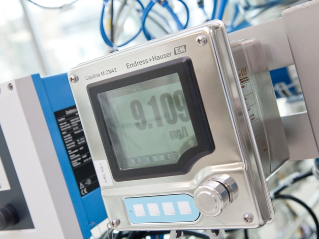 Liquiline-plattformen anpassar drift och hantering av transmittrar, analysatorer och provtagare.