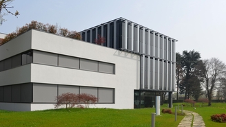 Endress+Hausers huvudkontor i Italien ligger i närheten av Milano. Byggnaden renoverades under 2016.