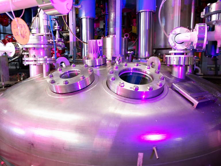 spectroscopy, polymerization, process control Detect reaction endpoint with Raman spectroscopy