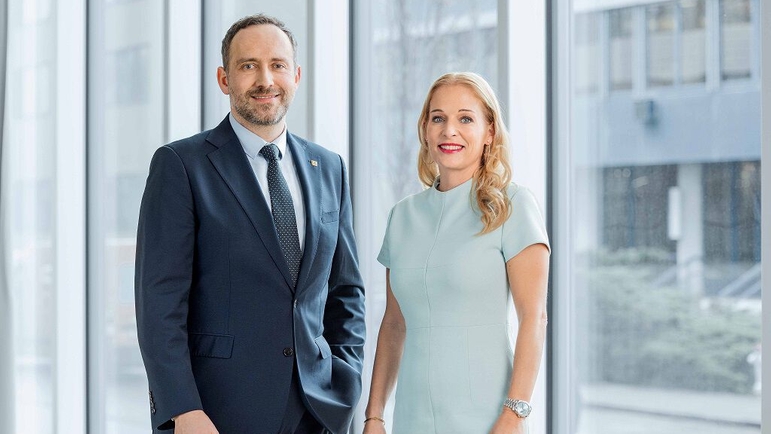 Steven Endress och Sandra Genge, två barnbarn till företagets grundare.